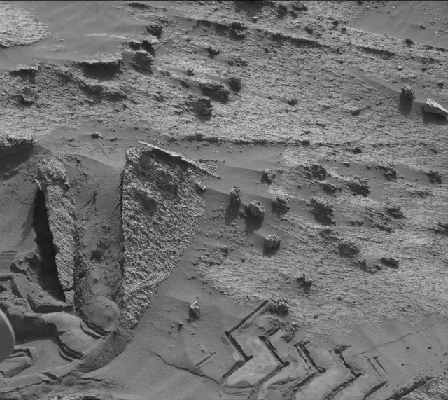 Sol 3247: Mast Camera (Mastcam)