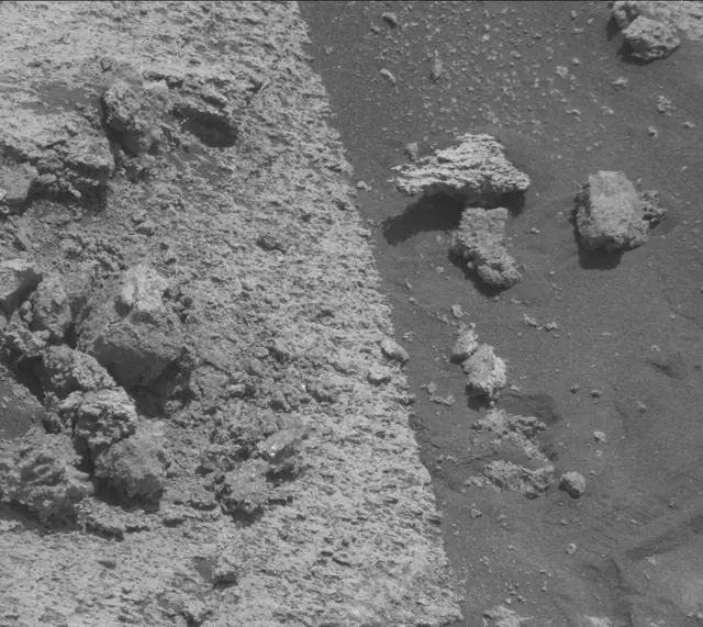 Sol 3248: Mast Camera (Mastcam)