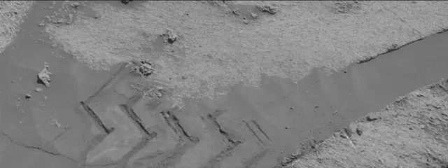 Sol 3249: Mast Camera (Mastcam)