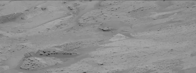 Sol 3251: Mast Camera (Mastcam)
