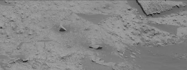 Sol 3251: Mast Camera (Mastcam)