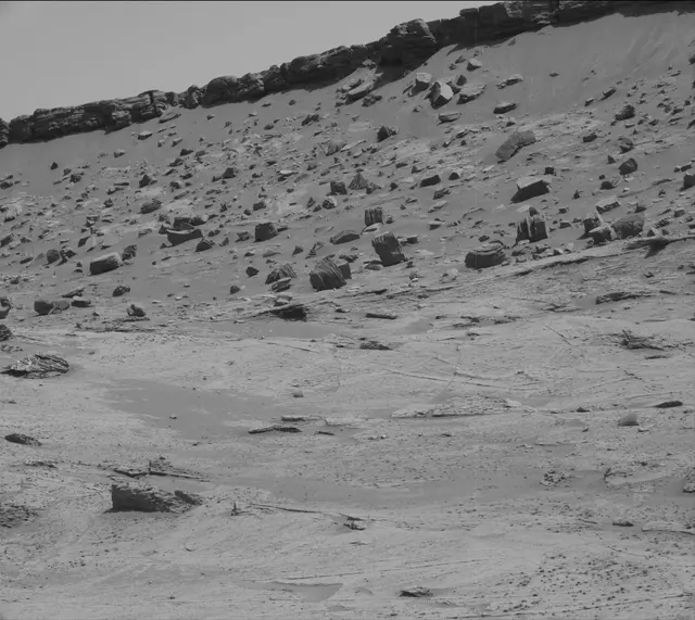 Sol 3251: Mast Camera (Mastcam)