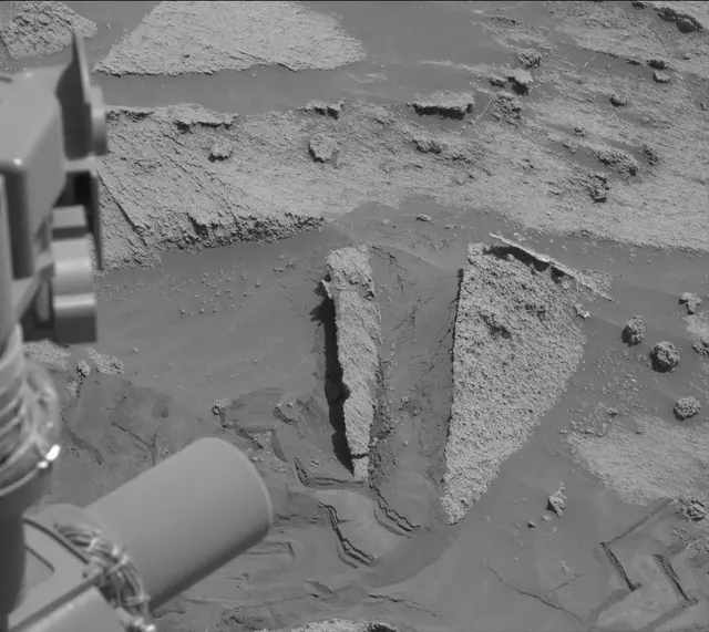 Sol 3251: Mast Camera (Mastcam)