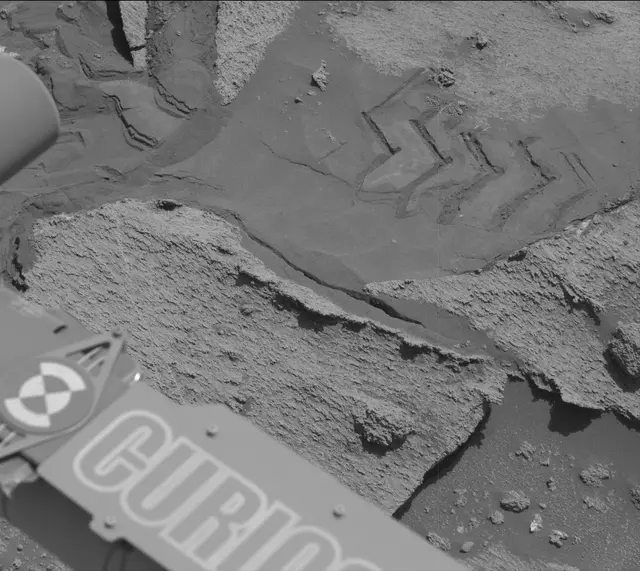 Sol 3251: Mast Camera (Mastcam)