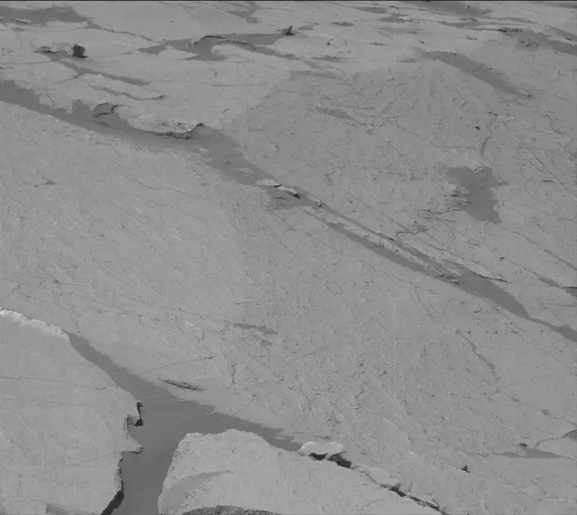 Sol 3251: Mast Camera (Mastcam)