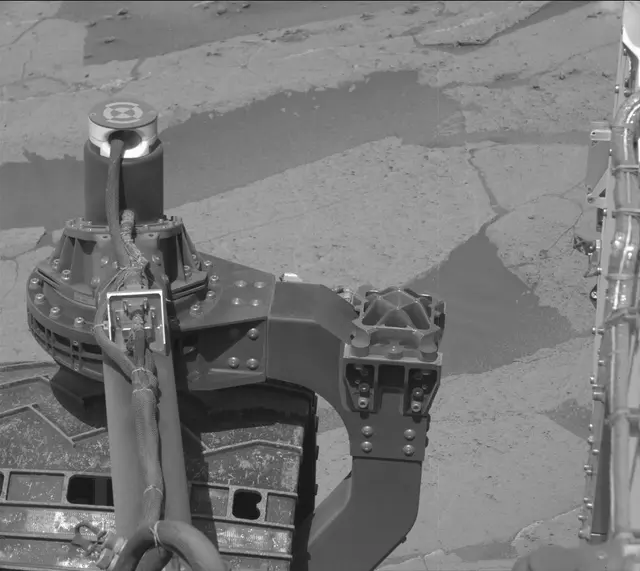 Sol 3251: Mast Camera (Mastcam)