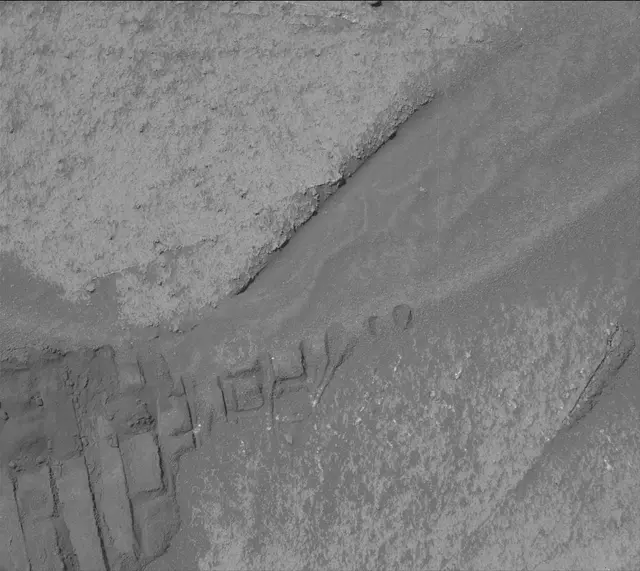 Sol 3251: Mast Camera (Mastcam)