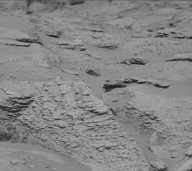 Sol 3251: Mast Camera (Mastcam)