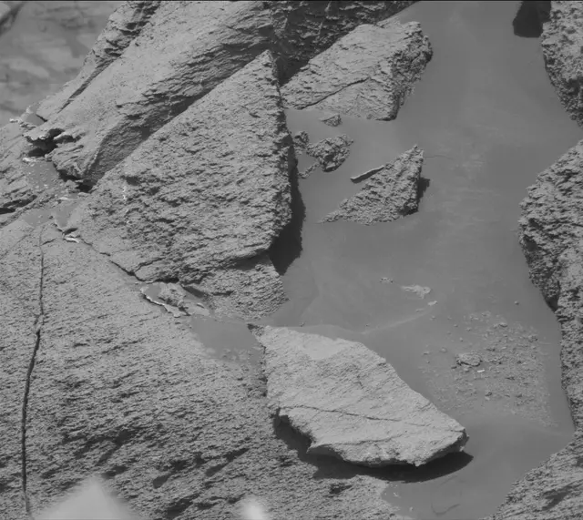 Sol 3251: Mast Camera (Mastcam)
