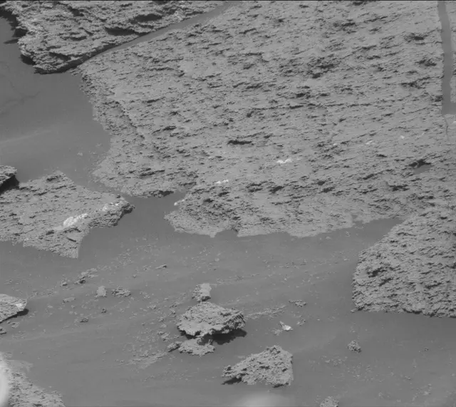 Sol 3251: Mast Camera (Mastcam)