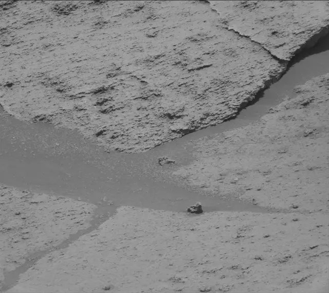 Sol 3251: Mast Camera (Mastcam)