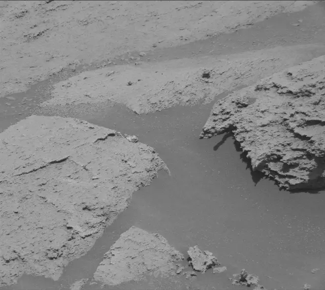 Sol 3251: Mast Camera (Mastcam)