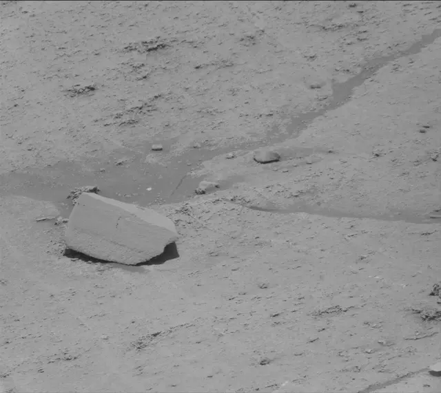 Sol 3251: Mast Camera (Mastcam)