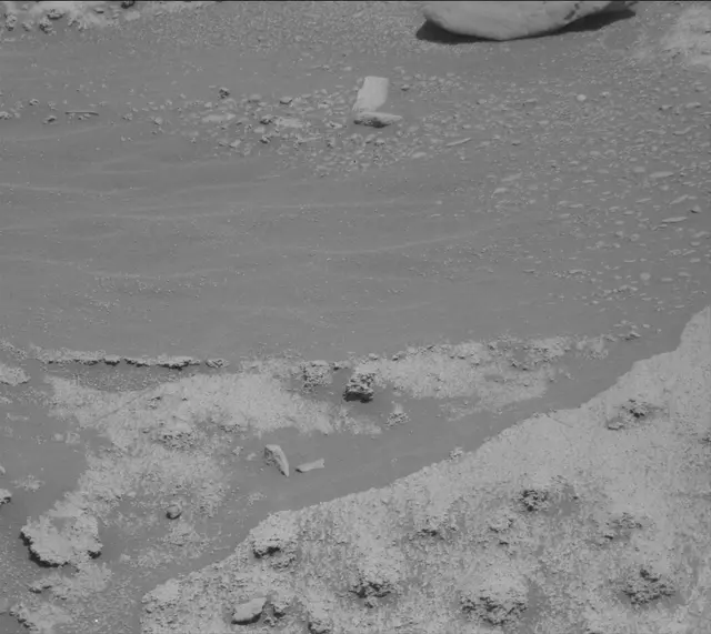 Sol 3251: Mast Camera (Mastcam)