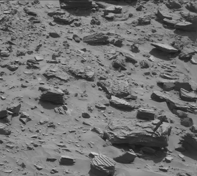 Sol 3251: Mast Camera (Mastcam)