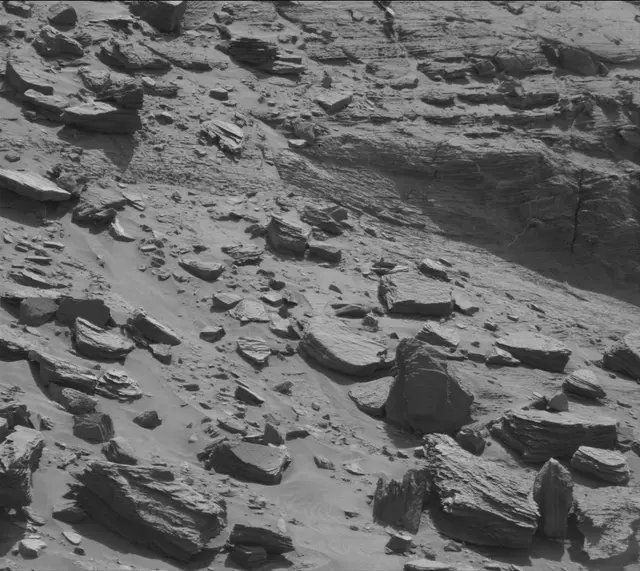 Sol 3251: Mast Camera (Mastcam)