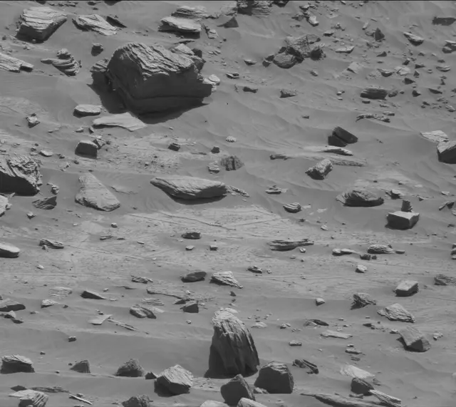 Sol 3251: Mast Camera (Mastcam)