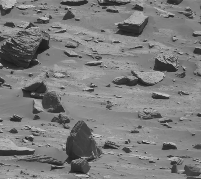 Sol 3251: Mast Camera (Mastcam)