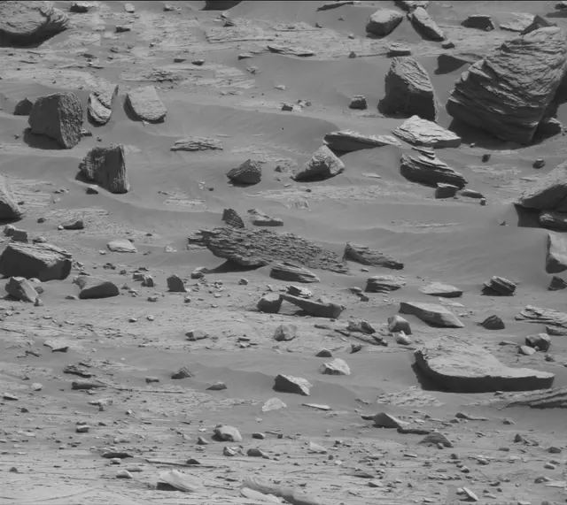 Sol 3251: Mast Camera (Mastcam)