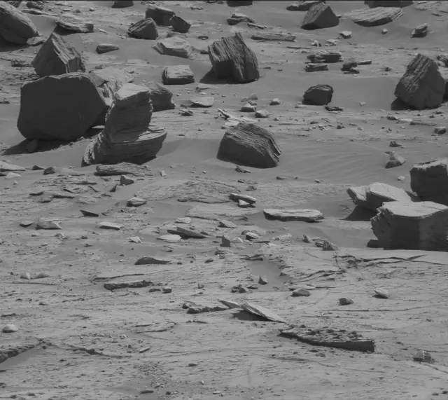 Sol 3251: Mast Camera (Mastcam)