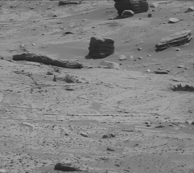 Sol 3251: Mast Camera (Mastcam)