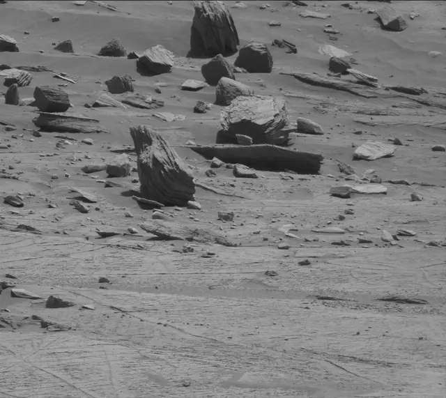 Sol 3251: Mast Camera (Mastcam)