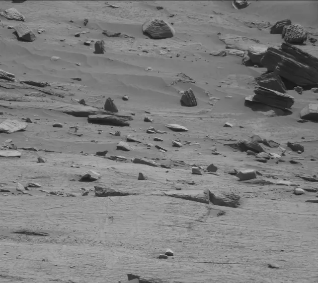 Sol 3251: Mast Camera (Mastcam)