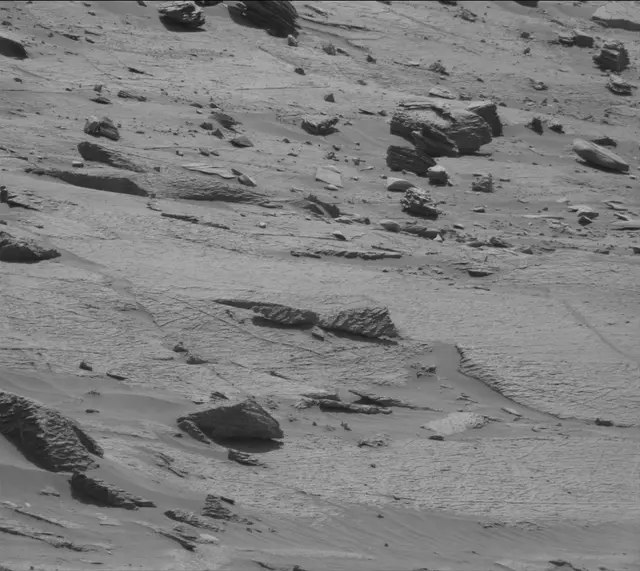 Sol 3251: Mast Camera (Mastcam)