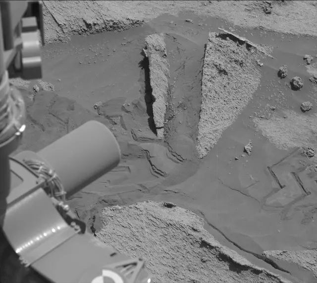 Sol 3272: Mast Camera (Mastcam)