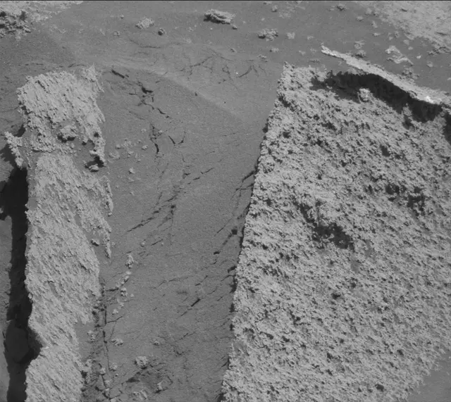 Sol 3272: Mast Camera (Mastcam)