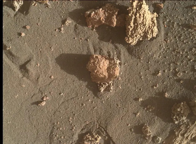 Sol 3272: Mars Hand Lens Imager (MAHLI)