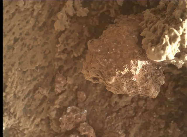 Sol 3272: Mars Hand Lens Imager (MAHLI)