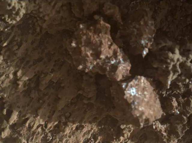 Sol 3272: Mars Hand Lens Imager (MAHLI)