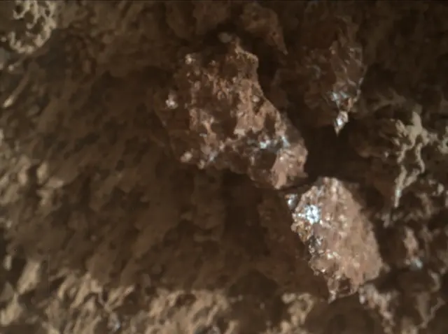 Sol 3272: Mars Hand Lens Imager (MAHLI)