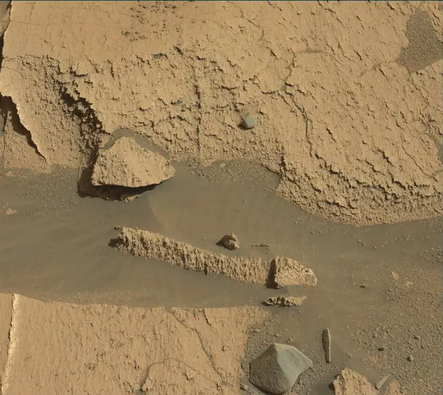 Sol 3274: Mast Camera (Mastcam)