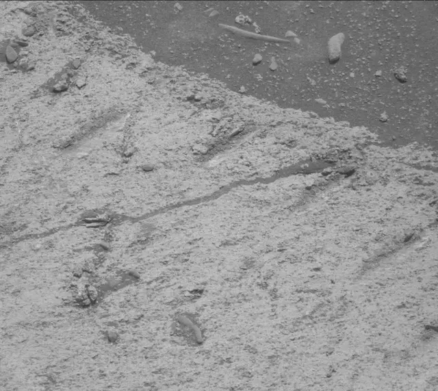 Sol 3274: Mast Camera (Mastcam)