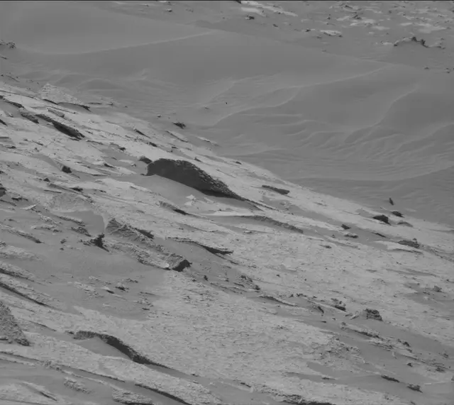 Sol 3274: Mast Camera (Mastcam)