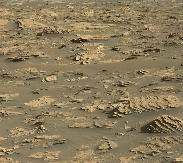 Sol 3277: Mast Camera (Mastcam)