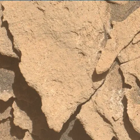 Sol 3278: Mars Hand Lens Imager (MAHLI)