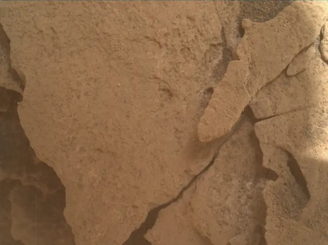 Sol 3278: Mars Hand Lens Imager (MAHLI)
