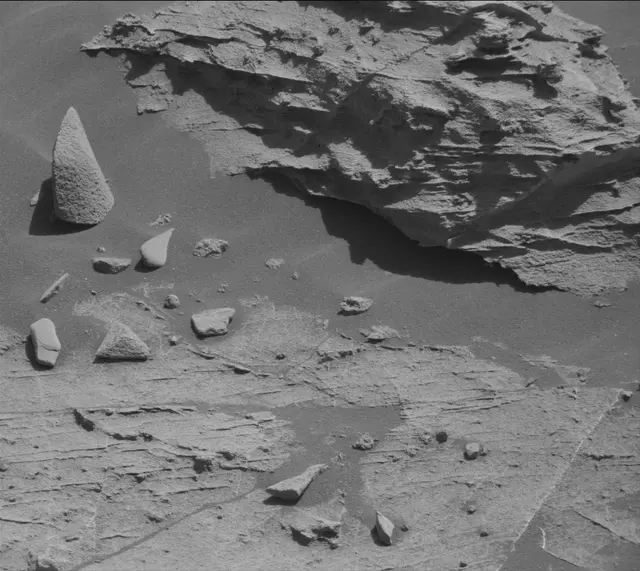 Sol 3283: Mast Camera (Mastcam)