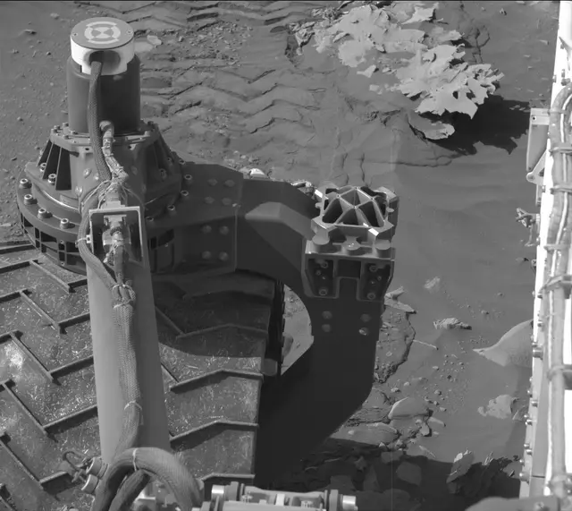 Sol 3286: Mast Camera (Mastcam)