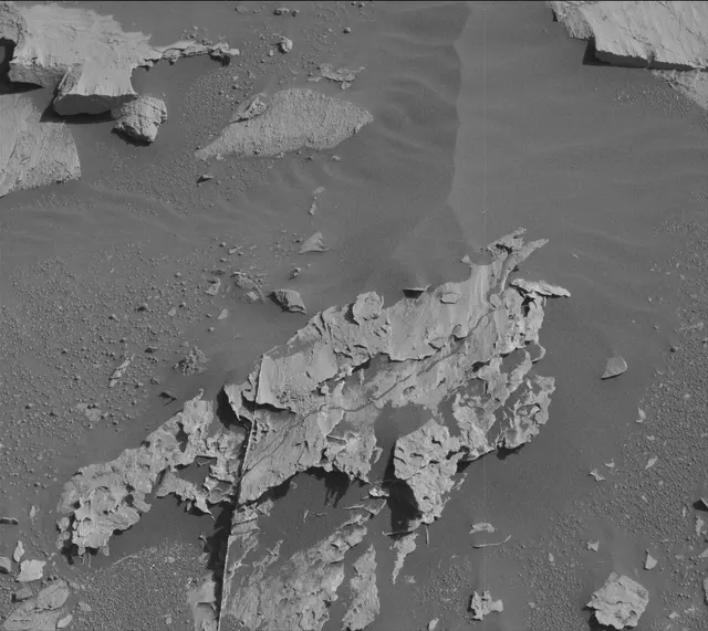Sol 3286: Mast Camera (Mastcam)