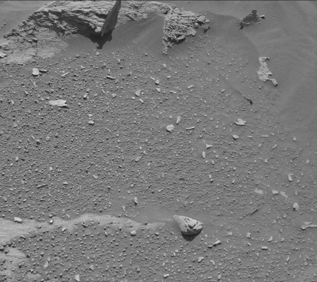 Sol 3286: Mast Camera (Mastcam)