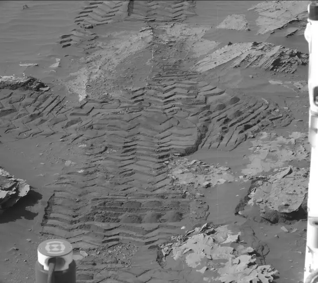 Sol 3288: Mast Camera (Mastcam)
