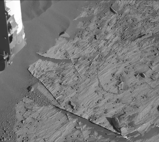 Sol 3301: Mast Camera (Mastcam)