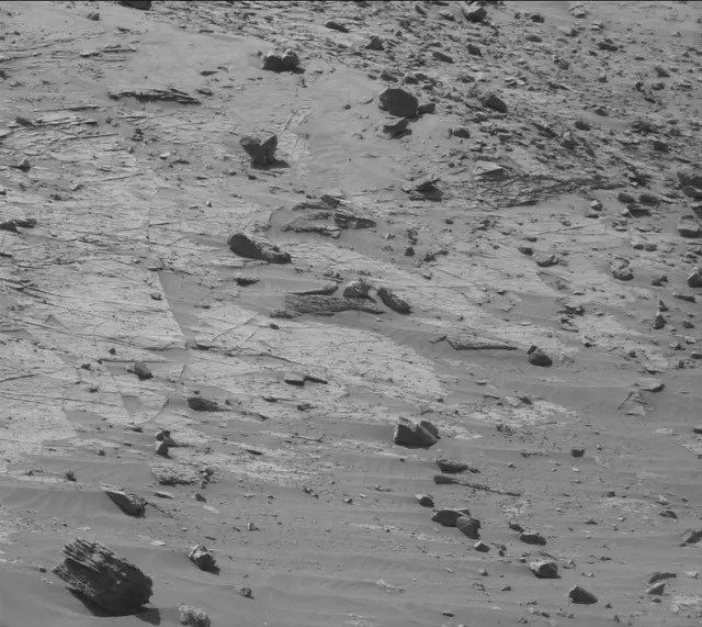Sol 3301: Mast Camera (Mastcam)