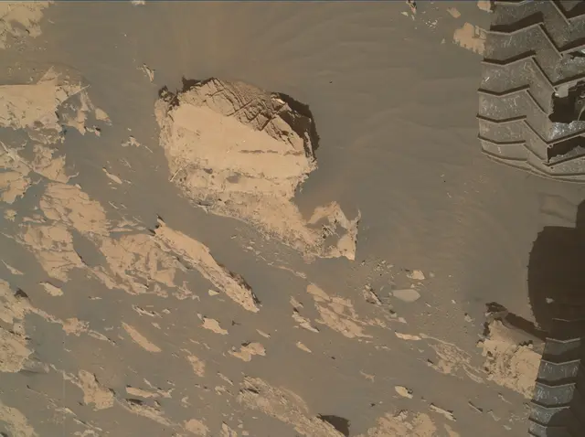 Sol 3303: Mars Hand Lens Imager (MAHLI)