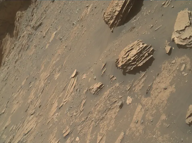 Sol 3303: Mars Hand Lens Imager (MAHLI)