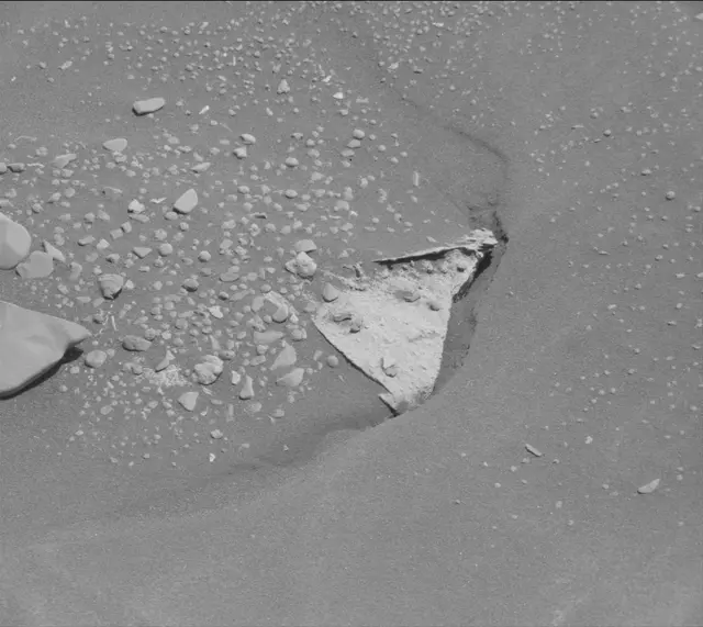 Sol 3304: Mast Camera (Mastcam)